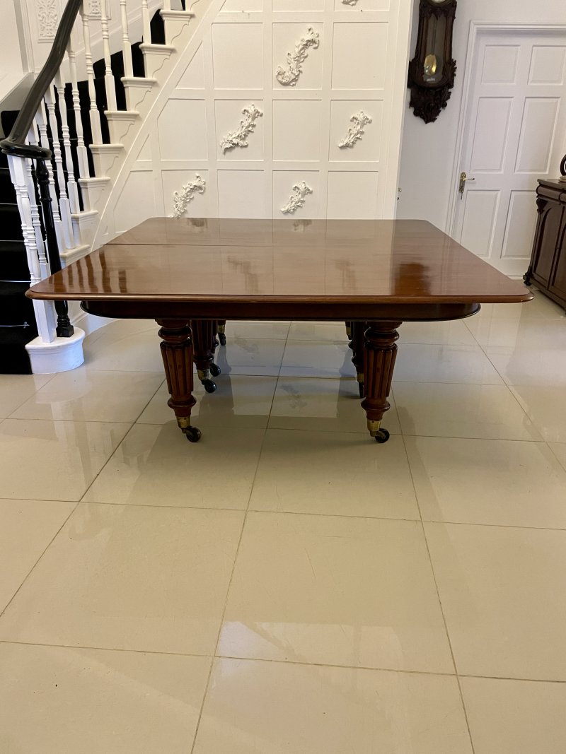 Outstanding Quality Large 16/20 Seater Antique Victorian Figured Mahogany Dining Table 73 x 176 x 420 cm - Image 10